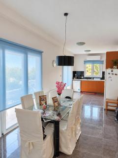 Nafti's house - 6