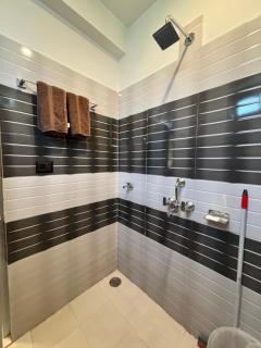 Lotus boutique home - 3