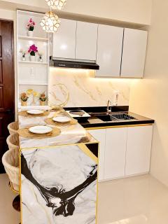 Cozy & Relaxing Stay at Royal Oceancrest Mactan -  - 6
