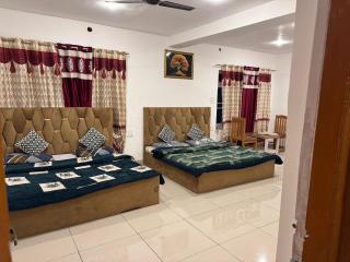 Gulmarg Palace - 4