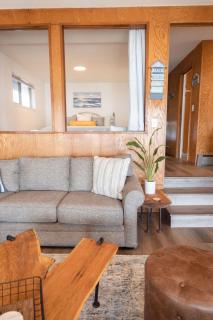 Waterfront Oasis, Private Dock and Lake Views - 5