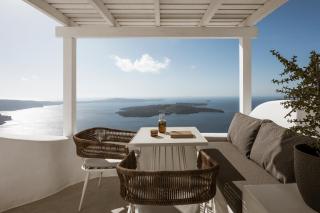 Aqua Luxury Suites by NOMÉE Hospitality Group - 3