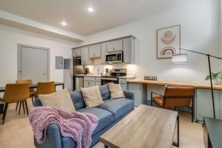 Bright and Modern Studio in Louisville # 109 - 9