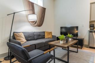 Bright and Modern Studio in Louisville # 107 - 8