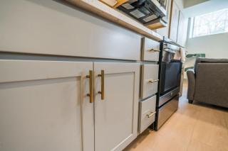 Bright and Modern Studio in Louisville # 106 - 2
