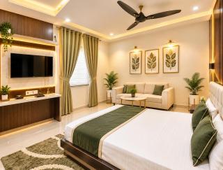 Hotel Vedika Stay Guest House - 1