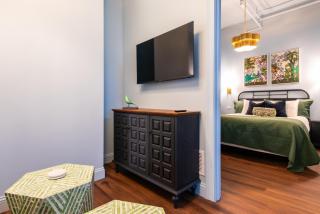 Hollyhock Suite 508 2 Beds, 1 Bath - 7