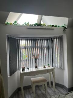 Gemstone Apartment - 1BDR - BHX Airport - 2