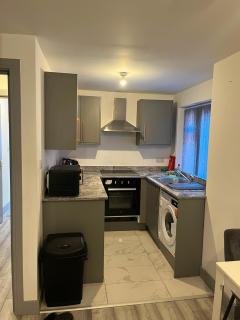 Gemstone Apartment - 1BDR - BHX Airport - 3