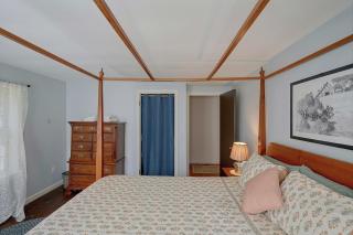4BR Group Getaway on the Chickley River - 7