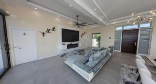 Waterfront Villa with Pool Movie Theatre and Game Room - 7
