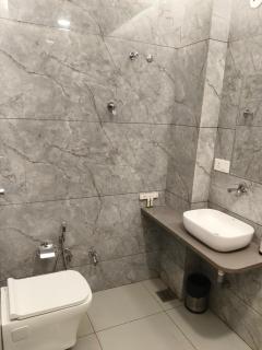 Hotel Oneness Crown, Omkareshwar - 8