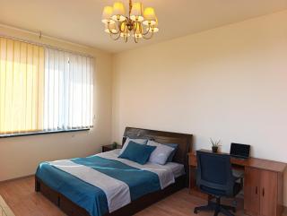 Studio with Mountain Views - 6