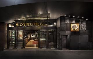 DoubleTree by Hilton Melbourne - 8