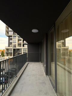 Modern Apartment with Balcony in Skopje, Free Parking - 3