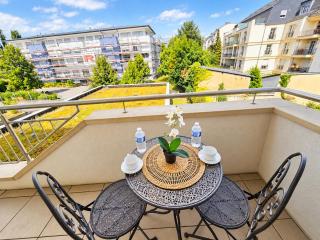 Lovely city apartment with balcony and parking - 7