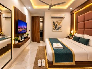 Hotel Velvet Suites By Belmount Near Delhi Aerocity and Airport - Free Airport Pickup & Drop - 4
