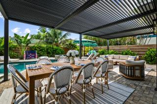Rod & Reel Retreat - Heated Pool & Spa - Golf Cart - Steps to Beach - 4