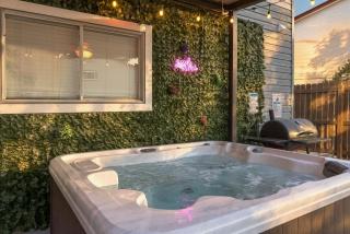 Hot-tub, GameRoom & BBQ by Lackland - SeaWorld - 2