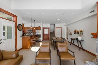 Ski Escape 3BDR Fireplace Pool-Spa Tremblant - 2