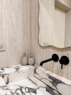 Loui Apartment - 9