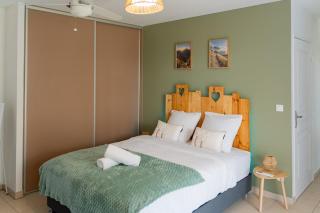 Studio à Saint-Gilles-les-hauts - Clim - Parking - 8
