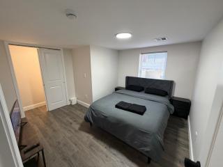 Providence Spacious Stays - 8