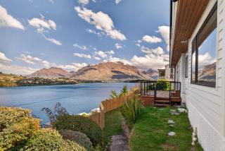 Golden Terrace Sanctuary Scenic Lakeview Retreat - 7