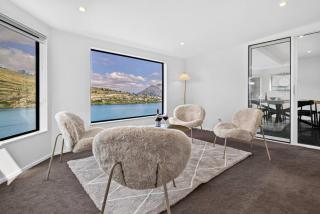 Golden Terrace Sanctuary Scenic Lakeview Retreat - 2
