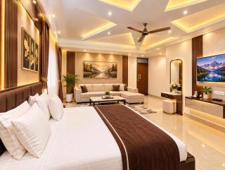 Hotel Rajnivas Palace Homestay - 4