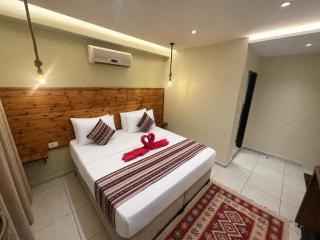 Sandra Hotel - 3