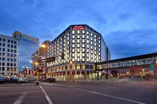 Hampton Inn & Suites - Minneapolis/Downtown - 0