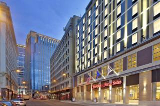 Hampton Inn & Suites - Minneapolis/Downtown - 8