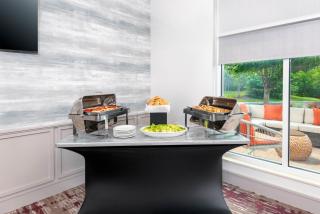 Hilton Garden Inn Wayne - 1