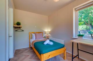 Pass the Keys Charming and Central Garden Studio Flat Free Parking - 9