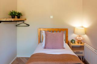 Pass the Keys Charming and Central Garden Studio Flat Free Parking - 3