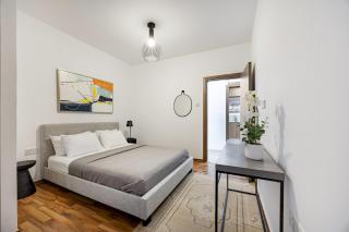 Gordonos – Modern 3Bed Apartment with Large Garden - 9