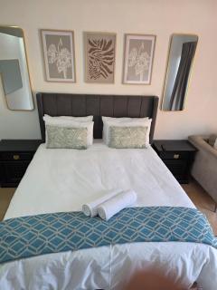 Rivonia Laxe - 4