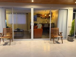 Tu Hogar Fuera de Casa Depto Soleado, Cómodo y Tranquilo - 8