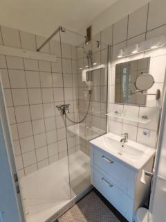 Lister Duenennest - 1
