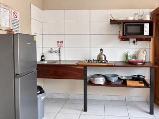 Alucarni Guest House - 1