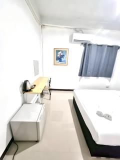 Bob House Khaosan - ถนนสามเสน - 2