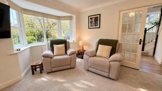 Stylish home close to the Yorkshire Dales & Leeds Airport - 6