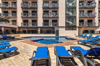 Yasumi Suite - 4p Modern Apartment with Parking & Swimming Pool - 1
