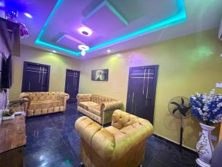 Mercy Palace Apartment and Suites - 0