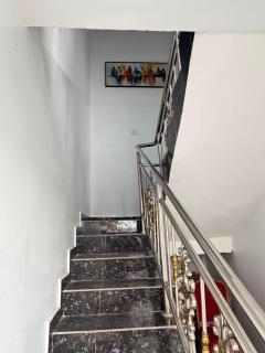Mercy Palace Apartment and Suites - 6