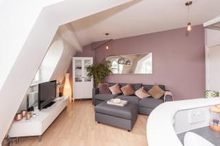 Shopper’s Oasis - Heart of Leeds City Centre - Pass the Keys - 0