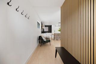 Spectacular Lakefront No 1 - 8