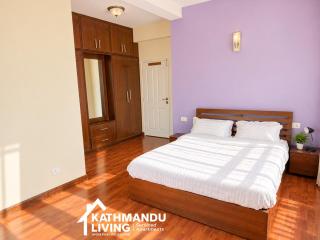 Jhamsikhel Duplex City Views and Private Terrace - 4