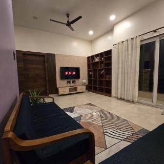 TSANG - The Penthouse - 9